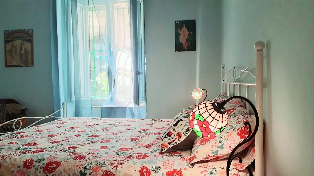 Modern Apartment In Napoli Near Historical Centre  Naples