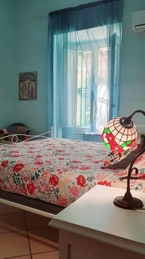 Modern Apartment In Napoli Near Historical Centre