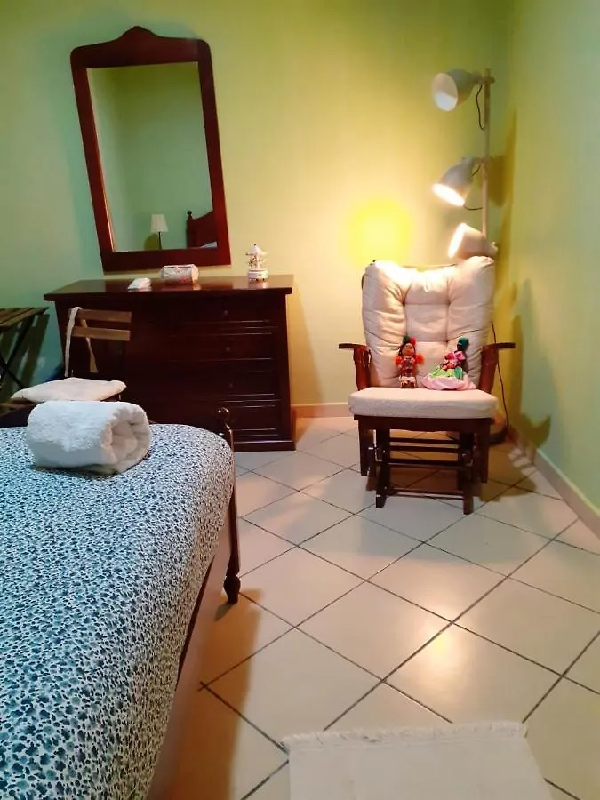 Modern Apartment In Napoli Near Historical Centre Italy